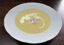 Celerovo-bramborový krém