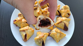 Čokoládovo-jahodové šátečky