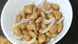 Jednoduchý fazolový salát