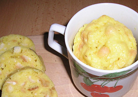 Knedlíky houskové hrnečkové, vařené v mikrovlnce