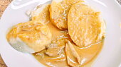 Kuře na paprice se smetanou (Výborný, jednoduchý a rychlý recept. Vždy se u nás po této omáčce jen zapráší)