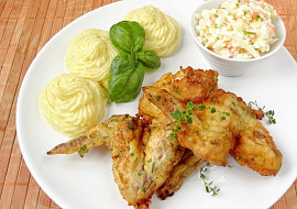 Kuřecí křídla v bylinkovém těstíčku