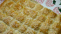 Turecký chléb Ramadan pita - Ramazan pidesi
