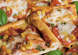 Domácí pizza na plech