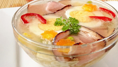 Ruské vejce v aspiku