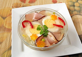 Ruské vejce v aspiku