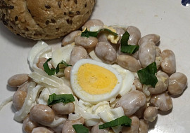 Fazolový salát s vejci