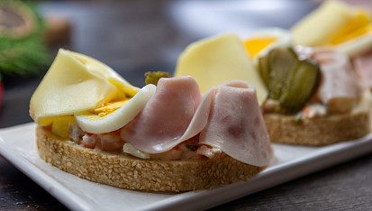 Šunkové chlebíčky podle Mirky van Gils Slavíkové