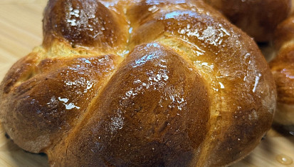 Velikonoční calty s yuzu sirupem podle Aleny z Peče celá země