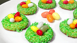 Velikonoční hnízda z lineckého těsta