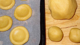 Velikonoční hnízda z lineckého těsta