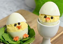 Velikonoční kuřátka z vajíček