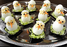 Velikonoční kuřátka z vařených vajec