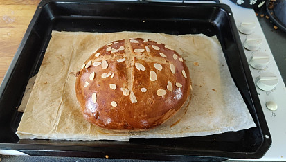 Vláčný velikonoční mazanec