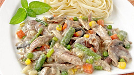 Zadělávaná slepice se zeleninou