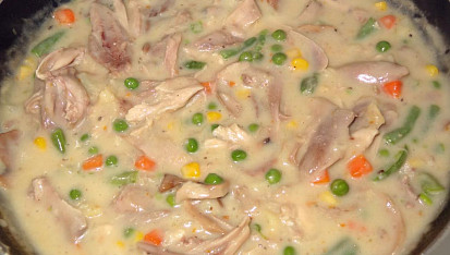 Zadělávaná slepice se zeleninou