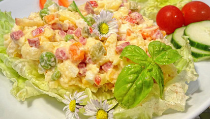 Bramborový salát s jablky