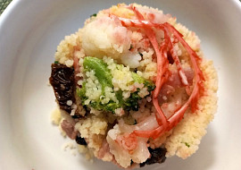 Kuskus se šunkou, brokolicí a květákem