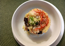 Kuskus se šunkou, brokolicí a květákem