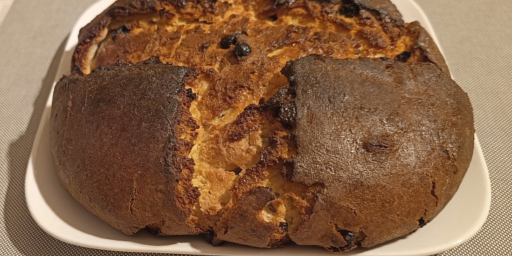 Mazanec (Můj se trošku roztekl, trouba je starší, pečeno…)