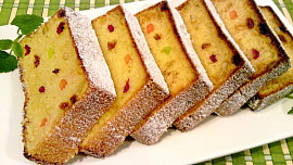 Tvarohový biskupský chlebíček s kandovaným ovocem