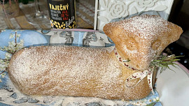 Velikonoční beránek s vaječným koňakem