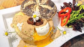 Zastřené vejce se sardelkovou majonézou