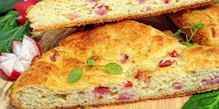 Bramborový bác s uzeným masem