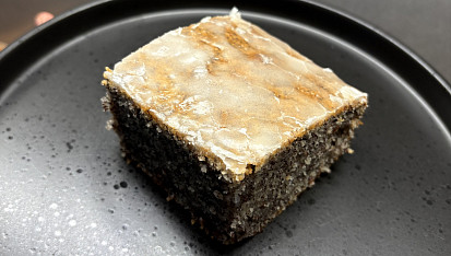 Luxusní a rychlý makovník, Naprosto super, velmi vláčný..Džem jsem zvolil višňový