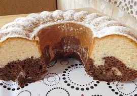 Bábovka tvarohová (Tvarohová bábovka s kakaem)