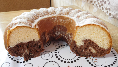 Bábovka tvarohová, Tvarohová bábovka s kakaem