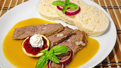 Česká svíčková pečeně