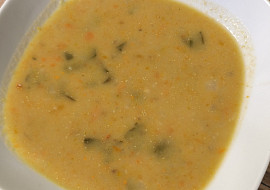 Drožďová polévka s pohankou