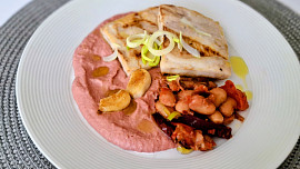 Fazolové pyré s červenou řepou