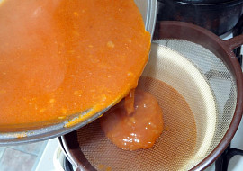 Hovězí karbanátky v rajské omáčce