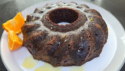 Pomerančová bábovka s polevou