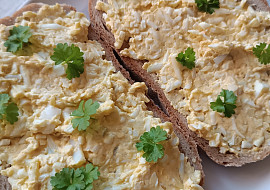 Rychlá vajíčková pomazánka