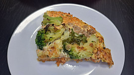 Slaný koláč z mrkvového základu