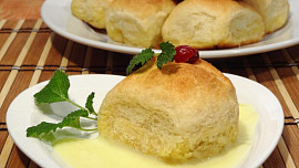 Tvarohové buchtičky s vanilkovou omáčkou