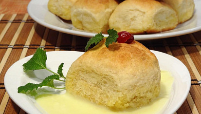 Tvarohové buchtičky s vanilkovou omáčkou