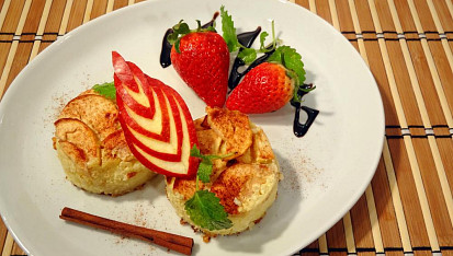 Vláčný rýžový nákyp s jablky