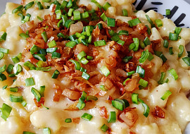 Rychlé nočky (halušky) s bryndzou a slaninou