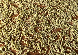 Strouhání, drobení, mrvenička - zavářka do polévky (drobení s petrželkou)