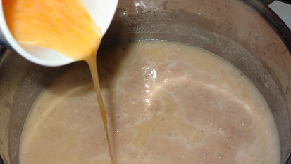 Švýcarská sýrová polévka