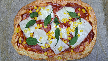 Zdravá pizza (tvarohovo-ovesná)