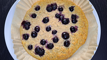 Zdravý a rychlý borůvkový koláček