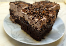 Čokoládovo-třešňové řezy