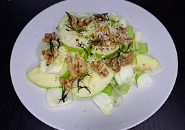 Jablečný salát s fenyklem a celerem