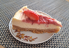 Jahodový pečený cheesecake