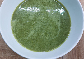 Polévka z medvědího česneku